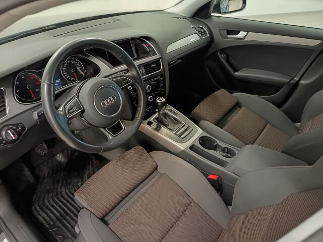 AUDI A4 allroad quattro 2012 Business 2,0 TDI 130 kW quattro