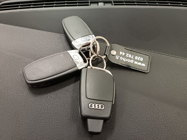 AUDI A4 allroad quattro 2012 Business 2,0 TDI 130 kW quattro