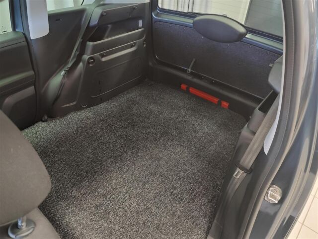 SKODA Roomster 2014 1,6 TDI 105 Adventure