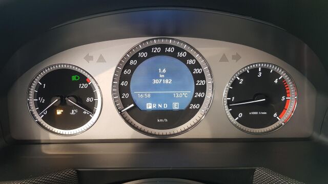 MERCEDES-BENZ GLK 2011 220 CDI BE 4Matic A Premium Business