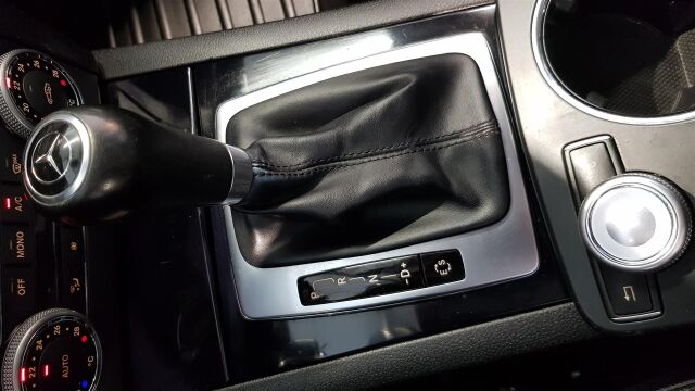 MERCEDES-BENZ GLK 2011 220 CDI BE 4Matic A Premium Business