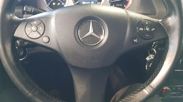 MERCEDES-BENZ GLK 2011 220 CDI BE 4Matic A Premium Business