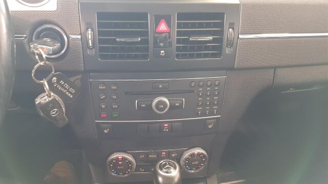 MERCEDES-BENZ GLK 2011 220 CDI BE 4Matic A Premium Business