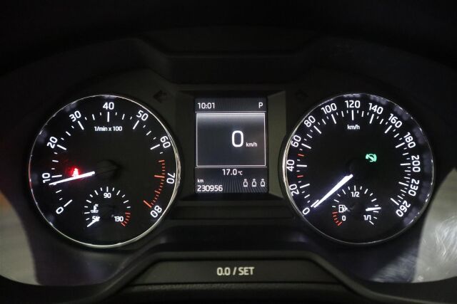 SKODA Octavia 2013 1,4 TSI Elegance DSG Autom.