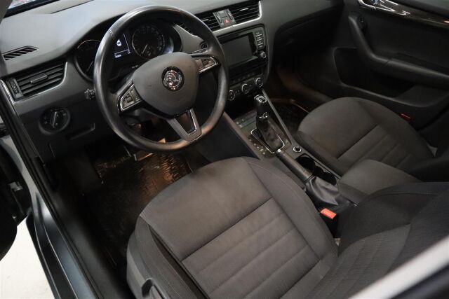 SKODA Octavia 2013 1,4 TSI Elegance DSG Autom.