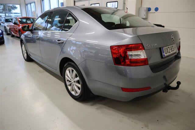 SKODA Octavia 2013 1,4 TSI Elegance DSG Autom.