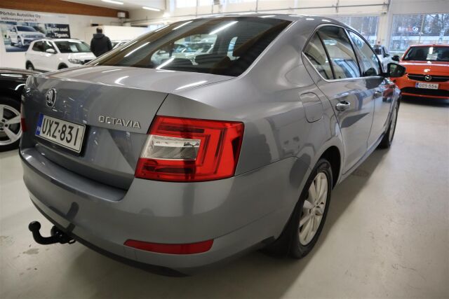 SKODA Octavia 2013 1,4 TSI Elegance DSG Autom.