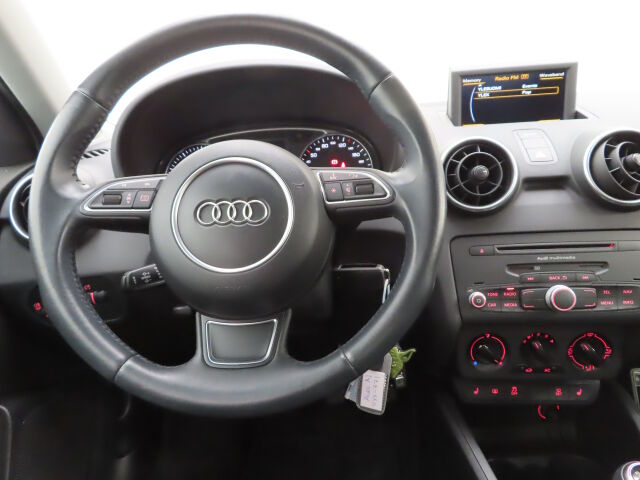 Audi A1 2015 Comfort Attraction 1,2 TFSI