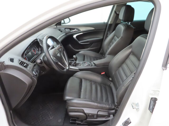 Opel Insignia 2015 5-ov Edition 1,4 Turbo ecoFLEX Start/Stop 103kW MT6