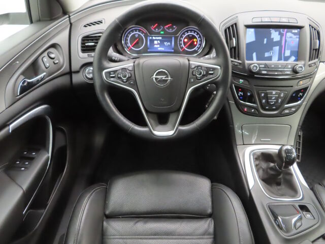 Opel Insignia 2015 5-ov Edition 1,4 Turbo ecoFLEX Start/Stop 103kW MT6