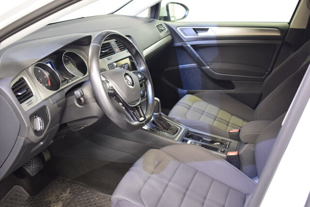 VOLKSWAGEN Golf 2015 Variant Comfortline 1,6 TDI 81 kW (110 hv) DSG-automaatti* Kaukowebasto, Xenonit*