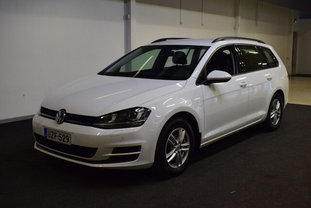 VOLKSWAGEN Golf 2015 Variant Comfortline 1,6 TDI 81 kW (110 hv) DSG-automaatti* Kaukowebasto, Xenonit*