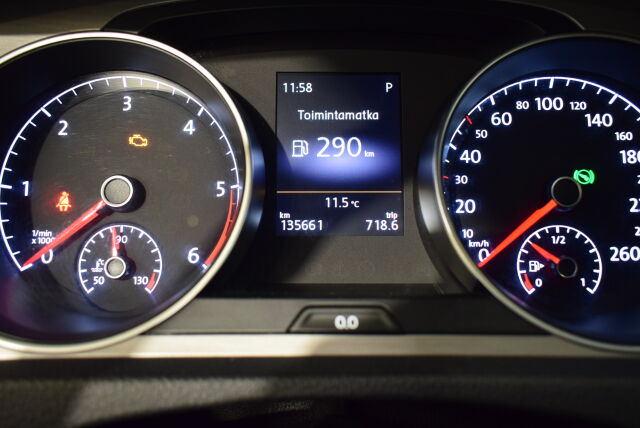 VOLKSWAGEN Golf 2015 Variant Comfortline 1,6 TDI 81 kW (110 hv) DSG-automaatti* Kaukowebasto, Xenonit*