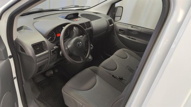 TOYOTA Proace 2016 L2H1 2,0 D 163 Active 5-ovinen A/T