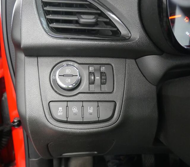 OPEL Karl 2016 5-ov Enjoy 1,0 Ecotec 55kW MT5