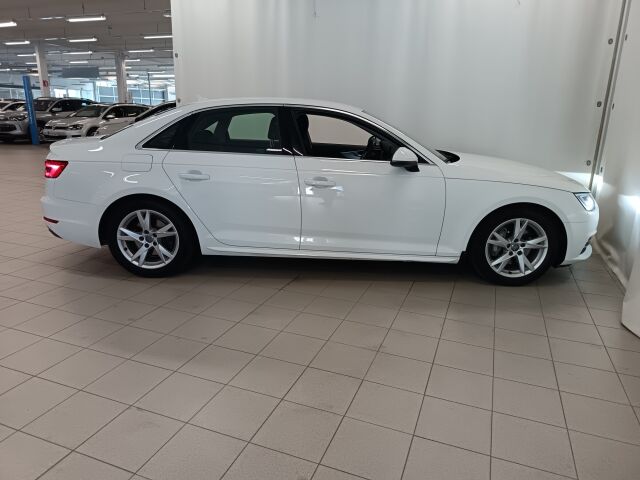 AUDI A4 2016 Sedan First Edition Business Sport 2,0 TDI 140 kW quattro S tronic