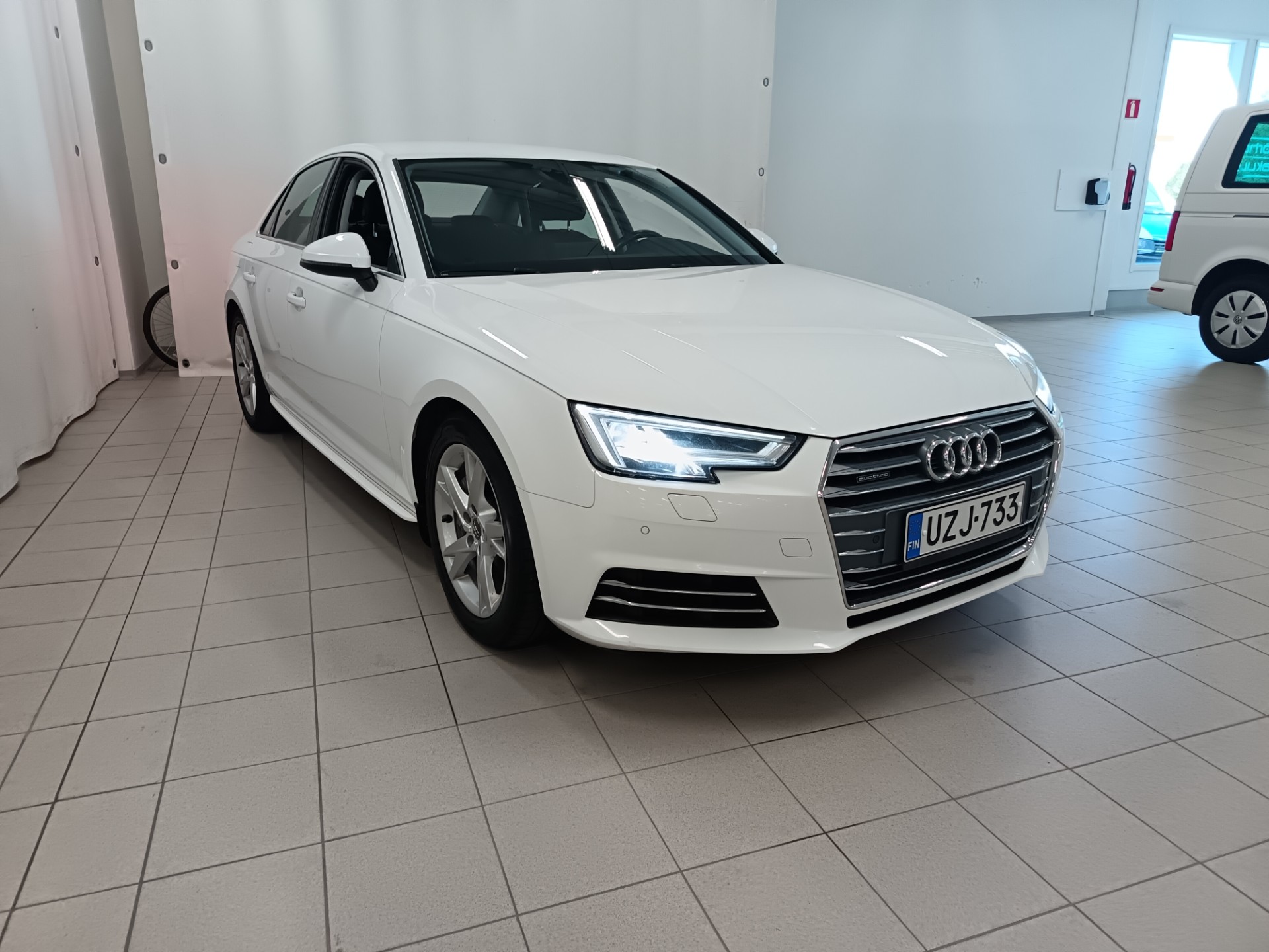 Audi A4 2016, kuva 7/31
