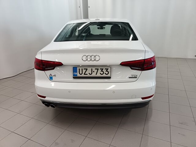 AUDI A4 2016 Sedan First Edition Business Sport 2,0 TDI 140 kW quattro S tronic