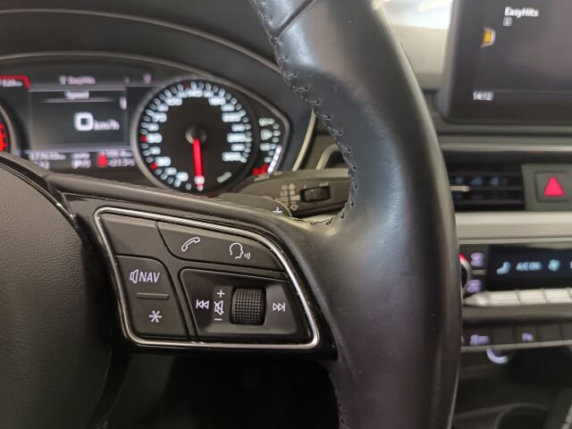 AUDI A4 2016 Sedan First Edition Business Sport 2,0 TDI 140 kW quattro S tronic