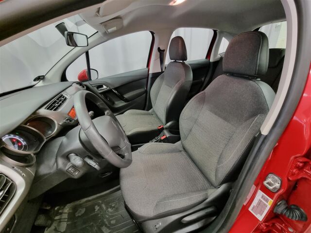 CITROEN C3 2016 VTi 82 Confort / Koukku / Lohkolämmitin / Vakionopeudensäädin
