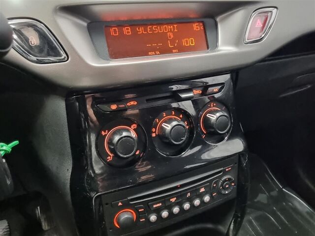 CITROEN C3 2016 VTi 82 Confort / Koukku / Lohkolämmitin / Vakionopeudensäädin