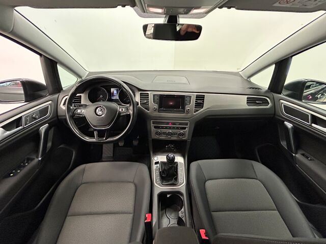 VOLKSWAGEN Golf Sportsvan 2017 Comfortline 1,6 TDI 85 kW (115 hv)