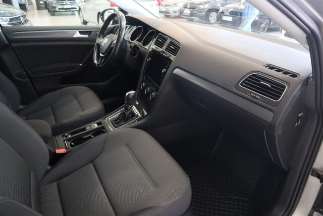 VOLKSWAGEN Golf 2017 Comfortline 1,4 TSI 92 kW (125 hv) DSG-automaatti