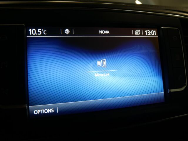 TOYOTA Proace 2017 L1 2,0 D 120 / Kauko-Webasto / Navi / Xenon / Peruutuskamera