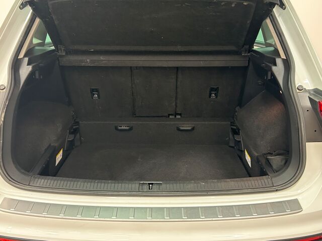 VOLKSWAGEN Tiguan 2017 Comfortline 2,0 TDI SCR 110 kW (150 hv) 4MOTION DSG-automaatti