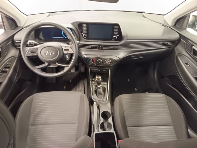 HYUNDAI i20 Hatchback 2022 1.0 T-GDi 100 hv 6MT Comfort **VÄHÄN AJETTU JA HIENO PIKKUPIRSSI**