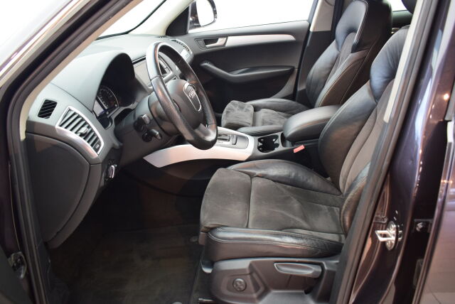 AUDI Q5 2009 3,0 V6 TDI (DPF) quattro S tronic