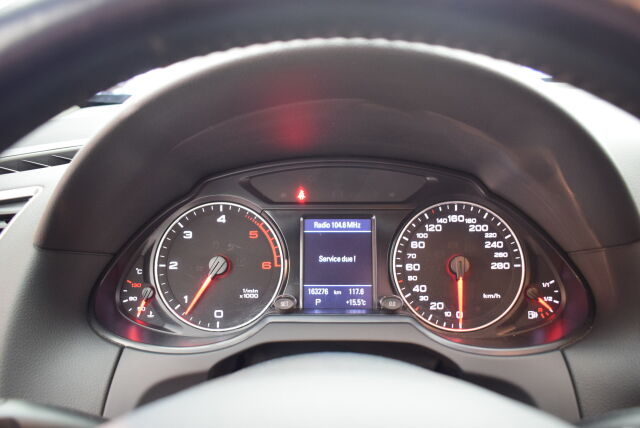 AUDI Q5 2009 3,0 V6 TDI (DPF) quattro S tronic