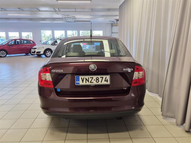 SKODA Rapid 2013 1,4 TSI Elegance DSG Autom.