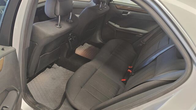 MERCEDES-BENZ E 2009 220 CDI BE A