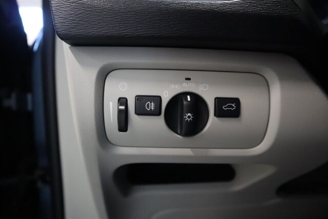 VOLVO V40 2014 T2 Momentum