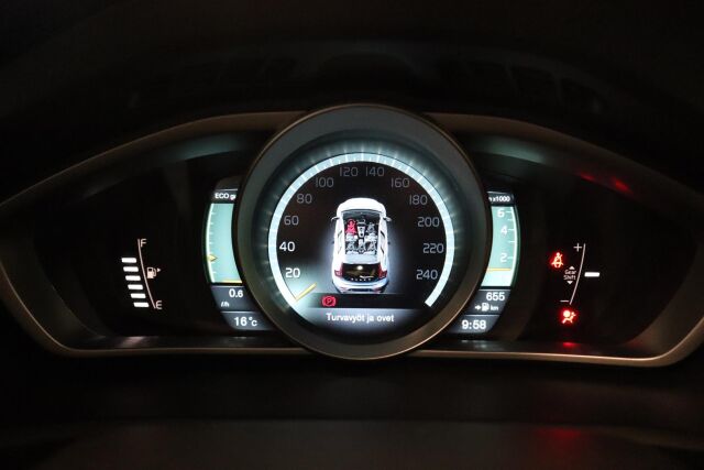 VOLVO V40 2014 T2 Momentum