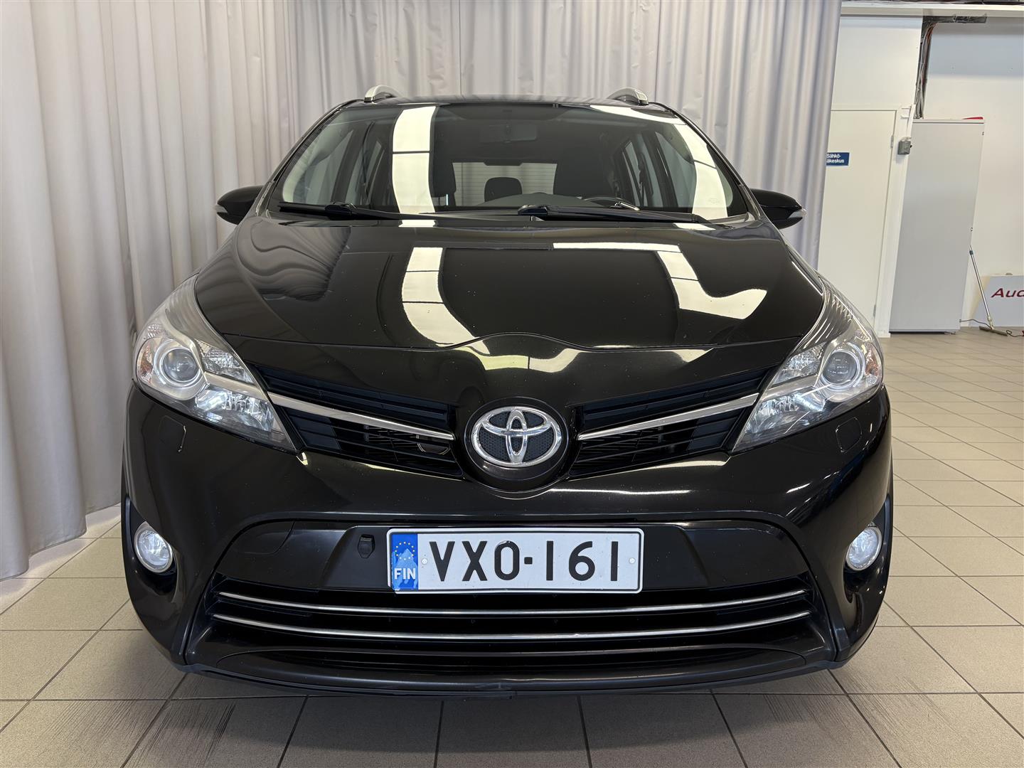 Toyota Verso 1,8 Valvematic Active 7p 2014, kuva 2/15