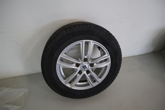 VOLKSWAGEN Golf Sportsvan 2015 Comfortline 1,4 TSI 92 kW (125 hv)  DSG