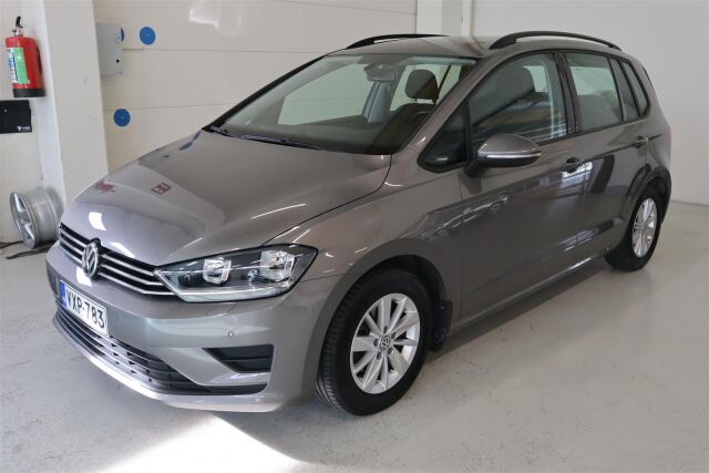 VOLKSWAGEN Golf Sportsvan 2015 Comfortline 1,4 TSI 92 kW (125 hv)  DSG