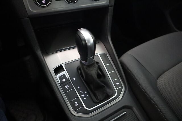 VOLKSWAGEN Golf Sportsvan 2015 Comfortline 1,4 TSI 92 kW (125 hv)  DSG
