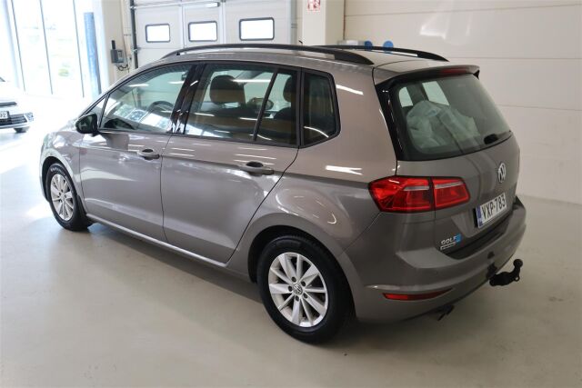 VOLKSWAGEN Golf Sportsvan 2015 Comfortline 1,4 TSI 92 kW (125 hv)  DSG