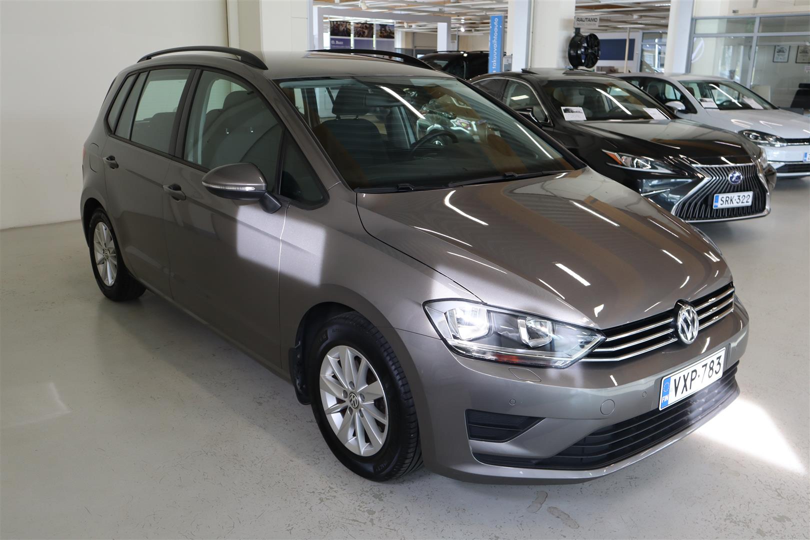 Volkswagen Golf Sportsvan 2015, photo 2/24