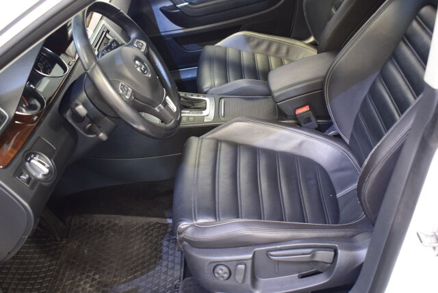 VOLKSWAGEN CC 2014 2,0 TDI 130 kW (177 hv) BlueMotion Technology 4MOTION DSG-automaatti* Navi, Nappa-nahkasisusta,*