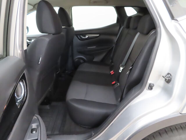 Nissan Qashqai 2016 DIG-T 115 N-Connecta 2WD 6M/T E6