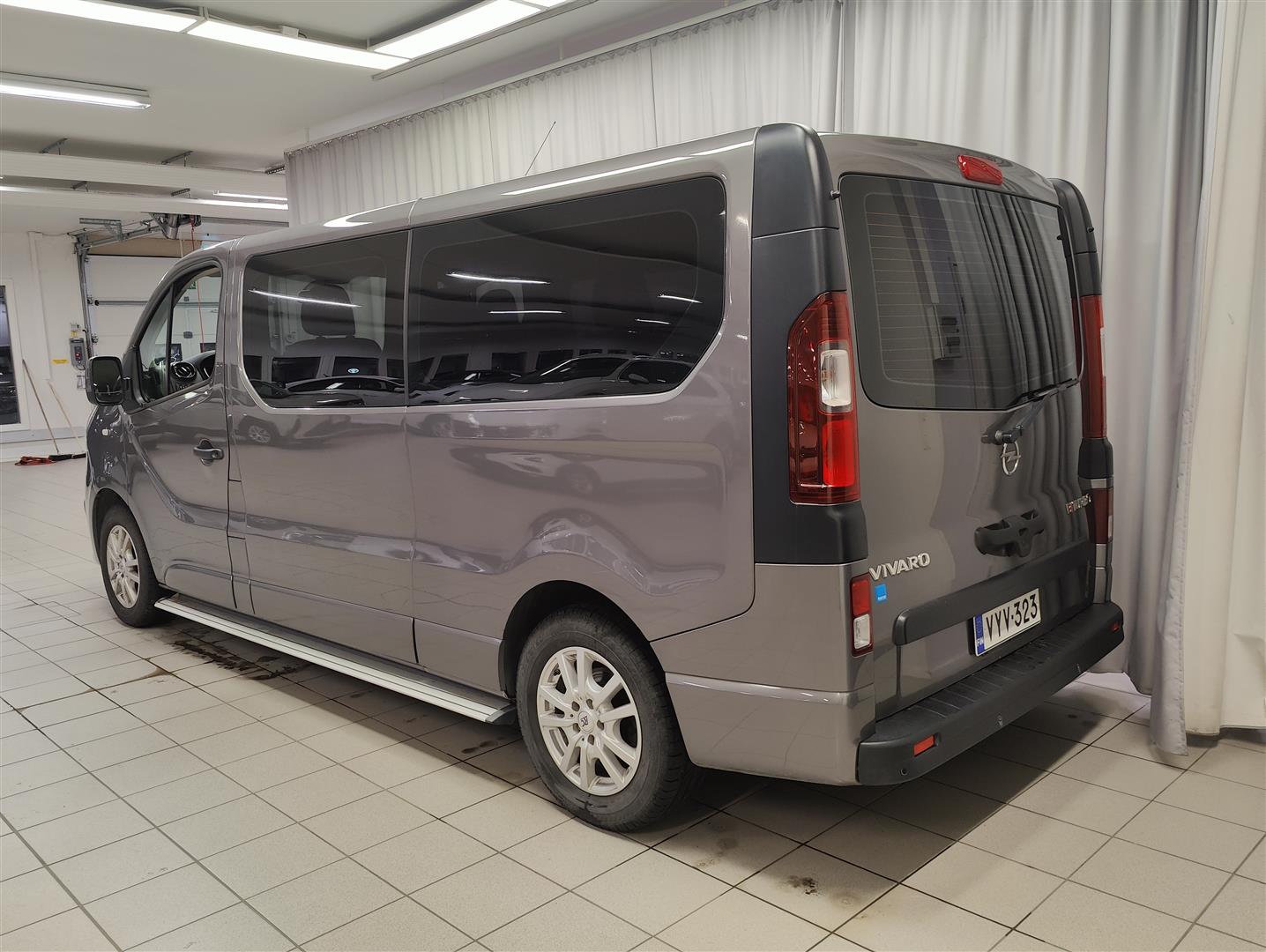 Opel Vivaro 2016, kuva 4/17