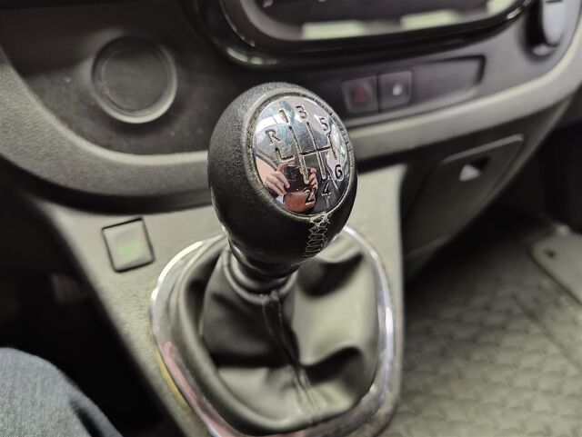 OPEL Vivaro 2016 Combi L2H1 1,6 CDTI Bi Turbo ecoFLEX 107kW Euro 6 MT6