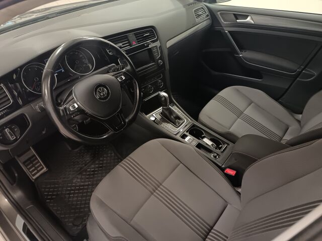 VOLKSWAGEN Golf 2016 Variant Allstar 1,2 TSI 81 kW (110 hv) DSG-automaatti