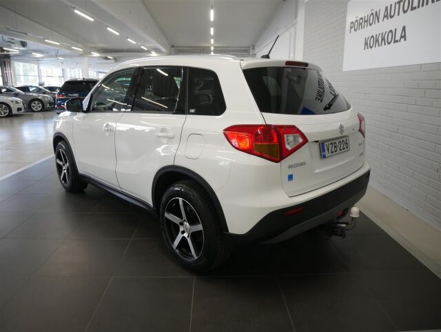 SUZUKI Vitara 2016 1,4 BOOSTERJET 4WD S 6AT / Adapt.vakkari / Navi / Kamera / Vetokoukku / 2 x renkaat
