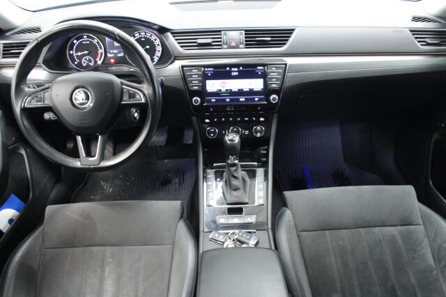 SKODA Superb 2016 Combi 2,0 TDI 150 Elegance DSG Autom.