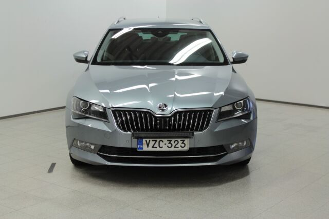 SKODA Superb 2016 Combi 2,0 TDI 150 Elegance DSG Autom.